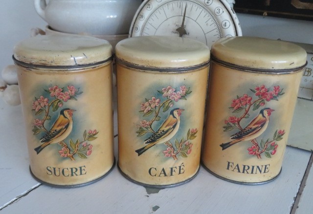 LOTS OF VINTAGE ITEMS ADDED!